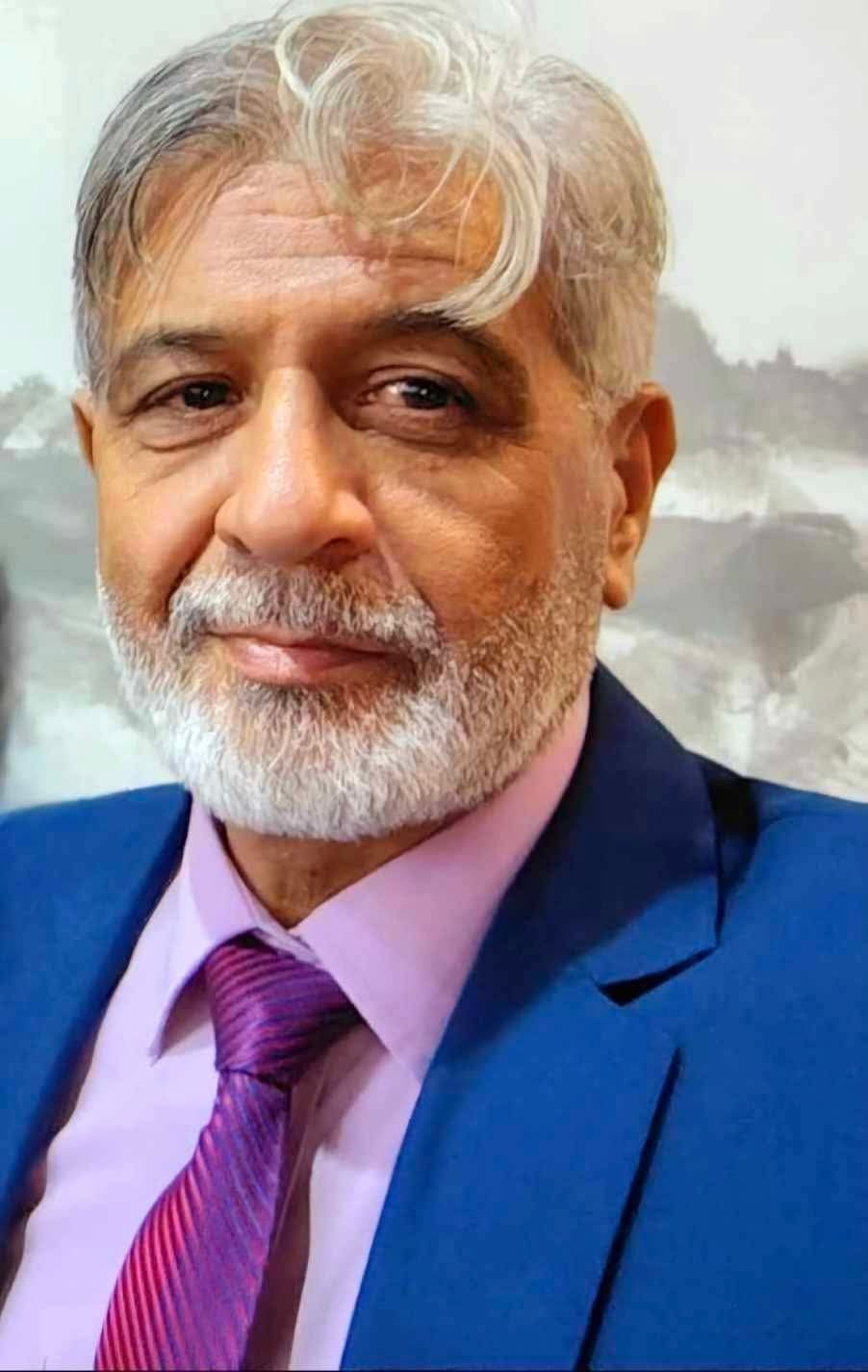 صورة المؤلف محمد فتحي المقداد